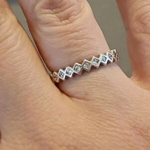 Pandora Alluring Princess Band Ring size 8.5